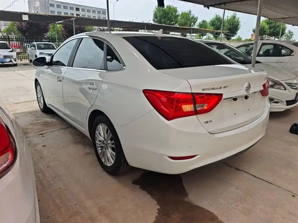 Buick Excelle 2017 15N Automatic Elite фото 5