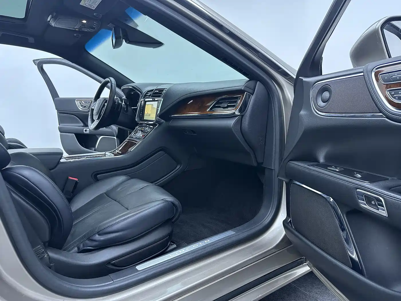 Lincoln Continental 2019 2017 2.0T 2WD Prestige