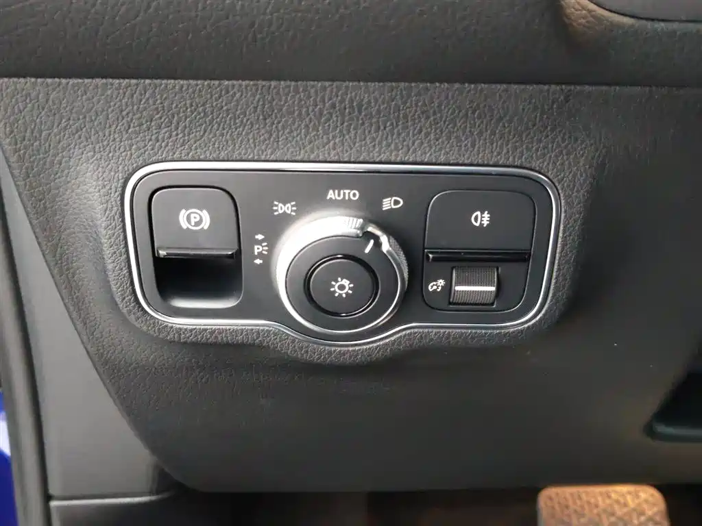 Mercedes-Benz GLB 2021 GLB 200 Style фото 21