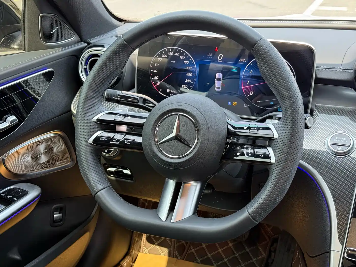 Mercedes-Benz C-Class 2025 C 260 L Night Sport Edition фото 7