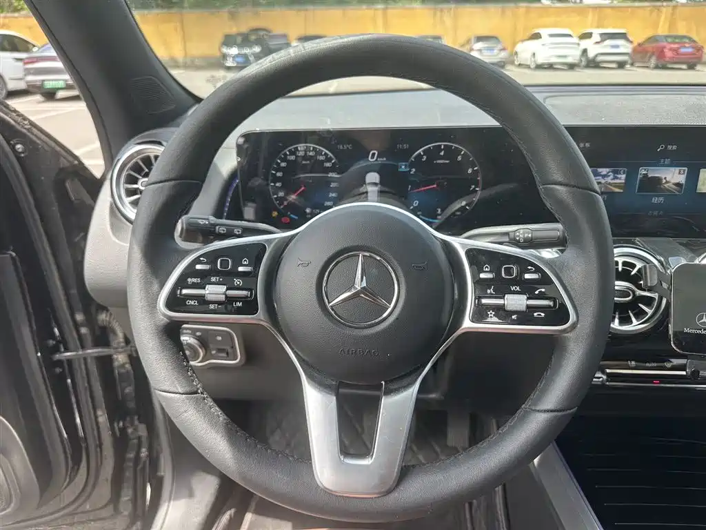 Mercedes-Benz GLB 2022 Facelift GLB 200 Dynamic Style фото 6
