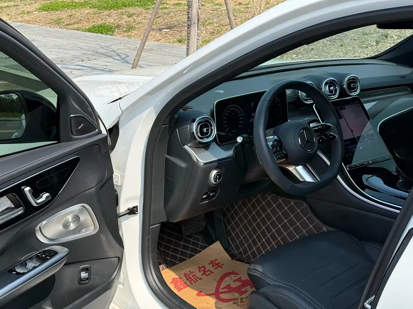 Mercedes-Benz C-Class 2025 C 260 L Night Sport Edition фото 4