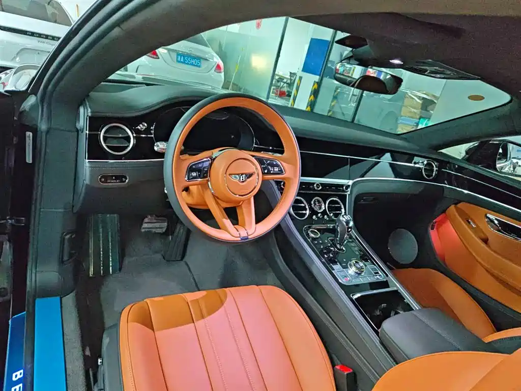 Bentley Continental 2023 2022 4.0T GT V8