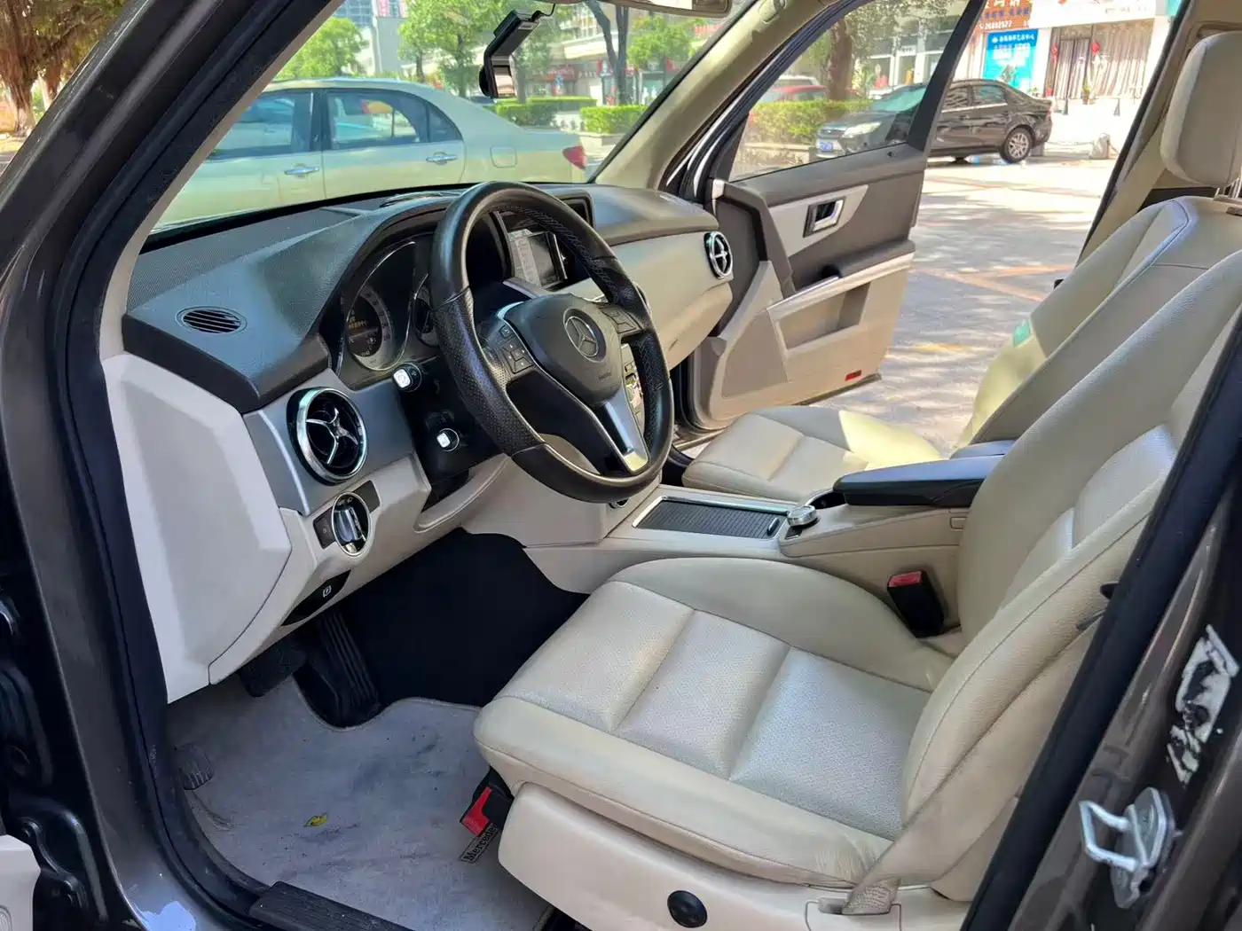 Mercedes-Benz GLK-Class 2013 GLK 300 4MATIC Fashion фото 20