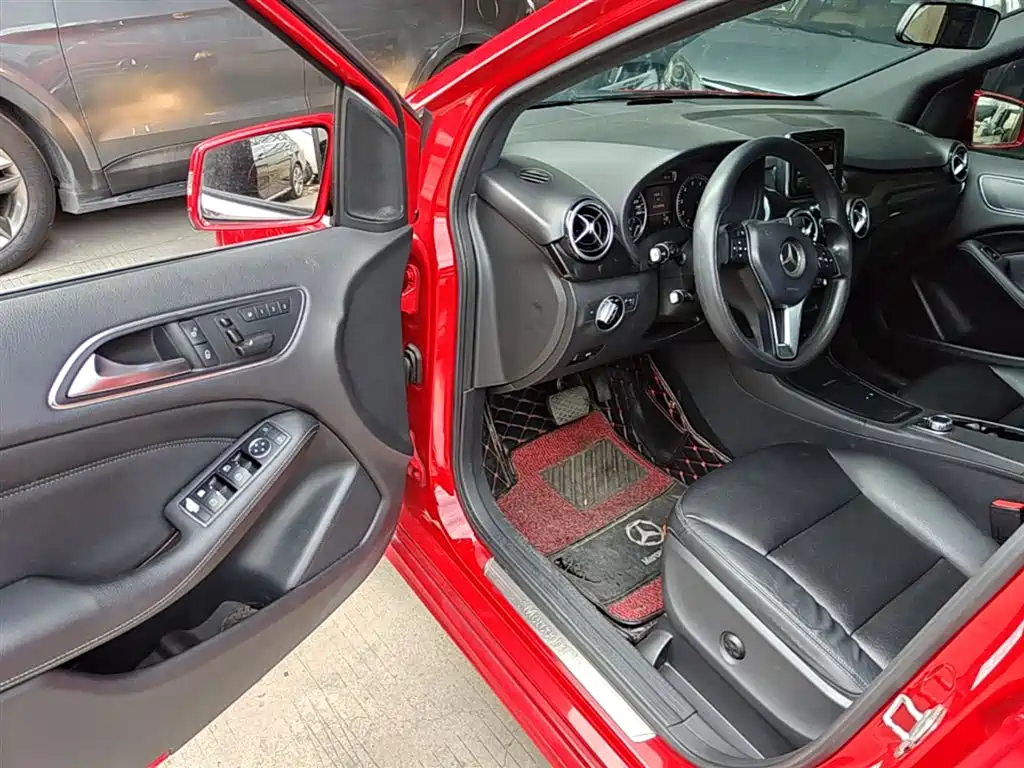 Mercedes-Benz B-Class 2012 B 180 фото 16