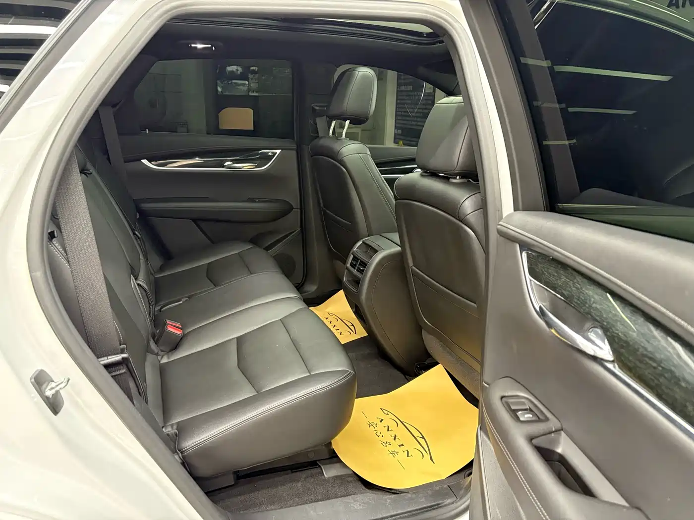 Cadillac XT5 2020 28T Luxury Model фото 18