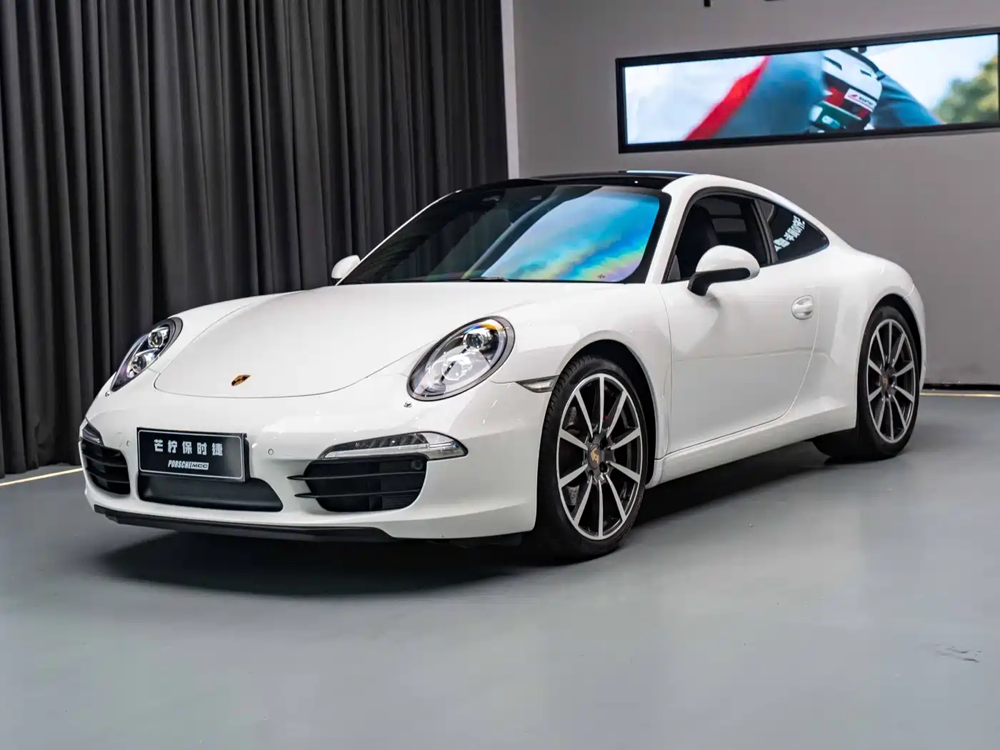 Porsche 911 2015 Carrera 3.4L Style Edition