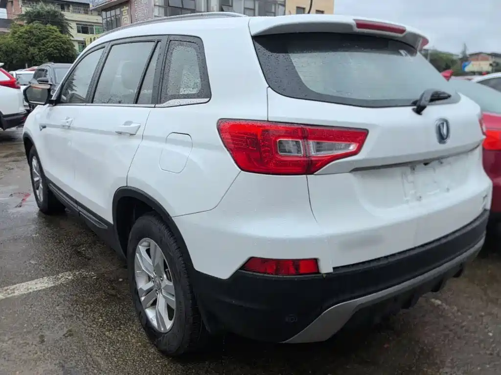 Changan CS75 2014 2014 2.0L Manual Luxury (China IV)