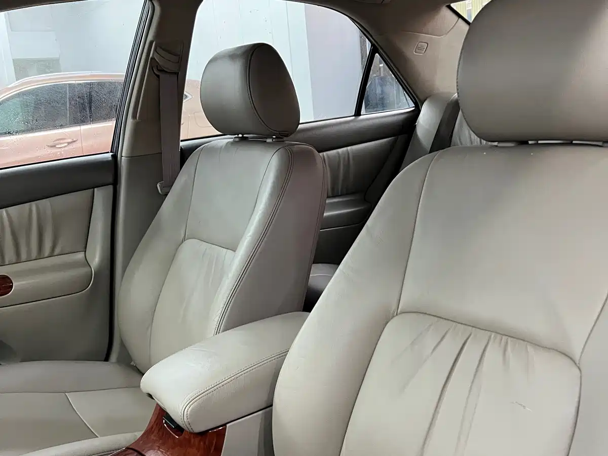 Toyota фото 11