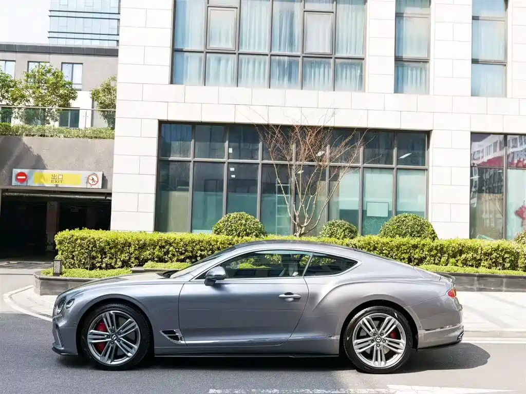 Bentley Continental 2023 2022 4.0T GT V8