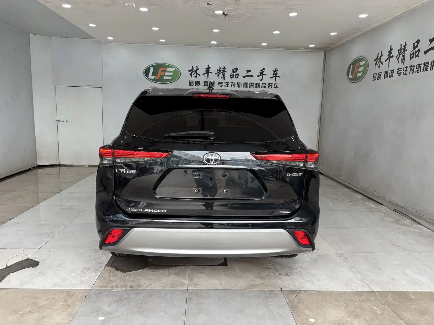 Toyota Highlander 2022 380T 4WD Premium 7-Seater фото 7