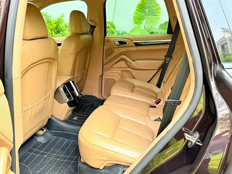 Porsche Cayenne New Energy 2016 Cayenne S E-Hybrid 3.0T фото 5
