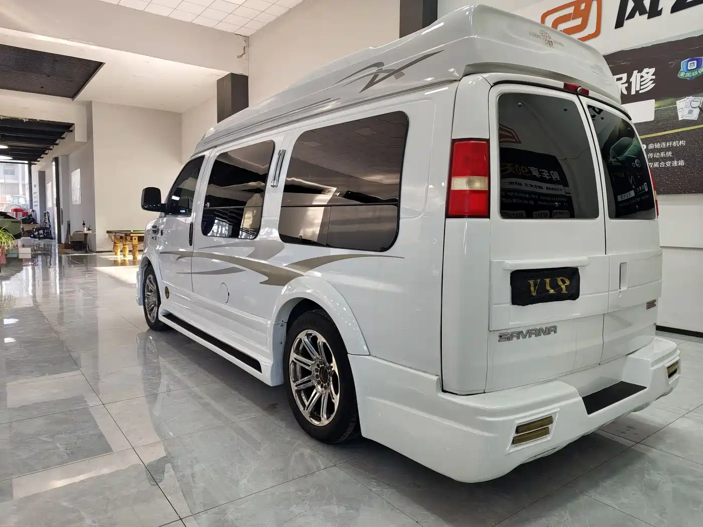 GMC Savana 2015 2014 5.3L AWD Leader Edition