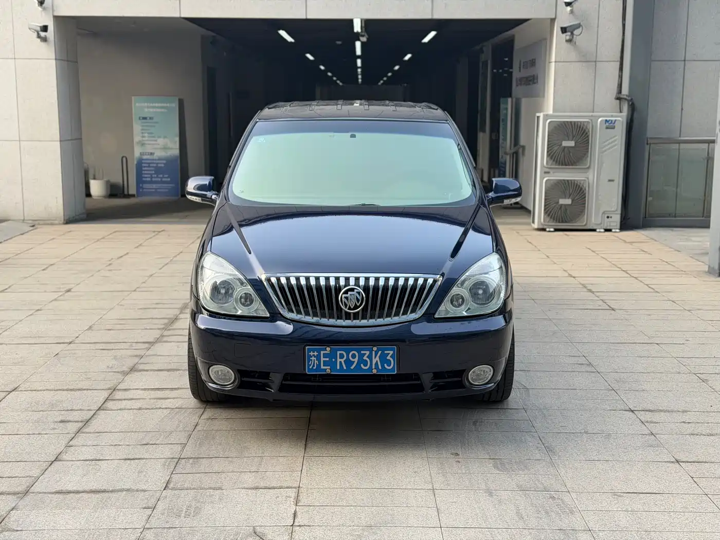Buick GL8 2014 2.4L Classic Edition фото 2
