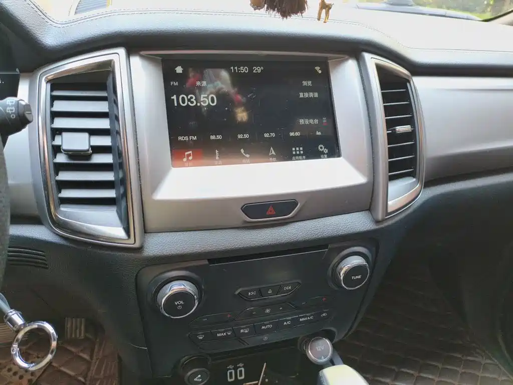 Ford Everest 2018 2017 2.0T Gasoline Automatic 4WD Luxury Edition 5-Seater