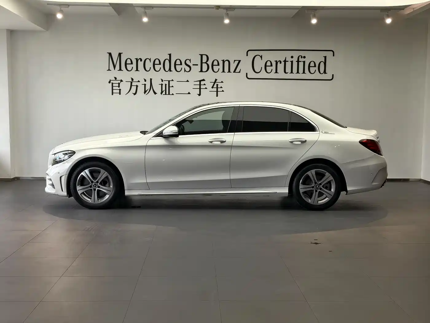 Mercedes-Benz C-Class 2019 Facelift C 260 L Sport фото 2