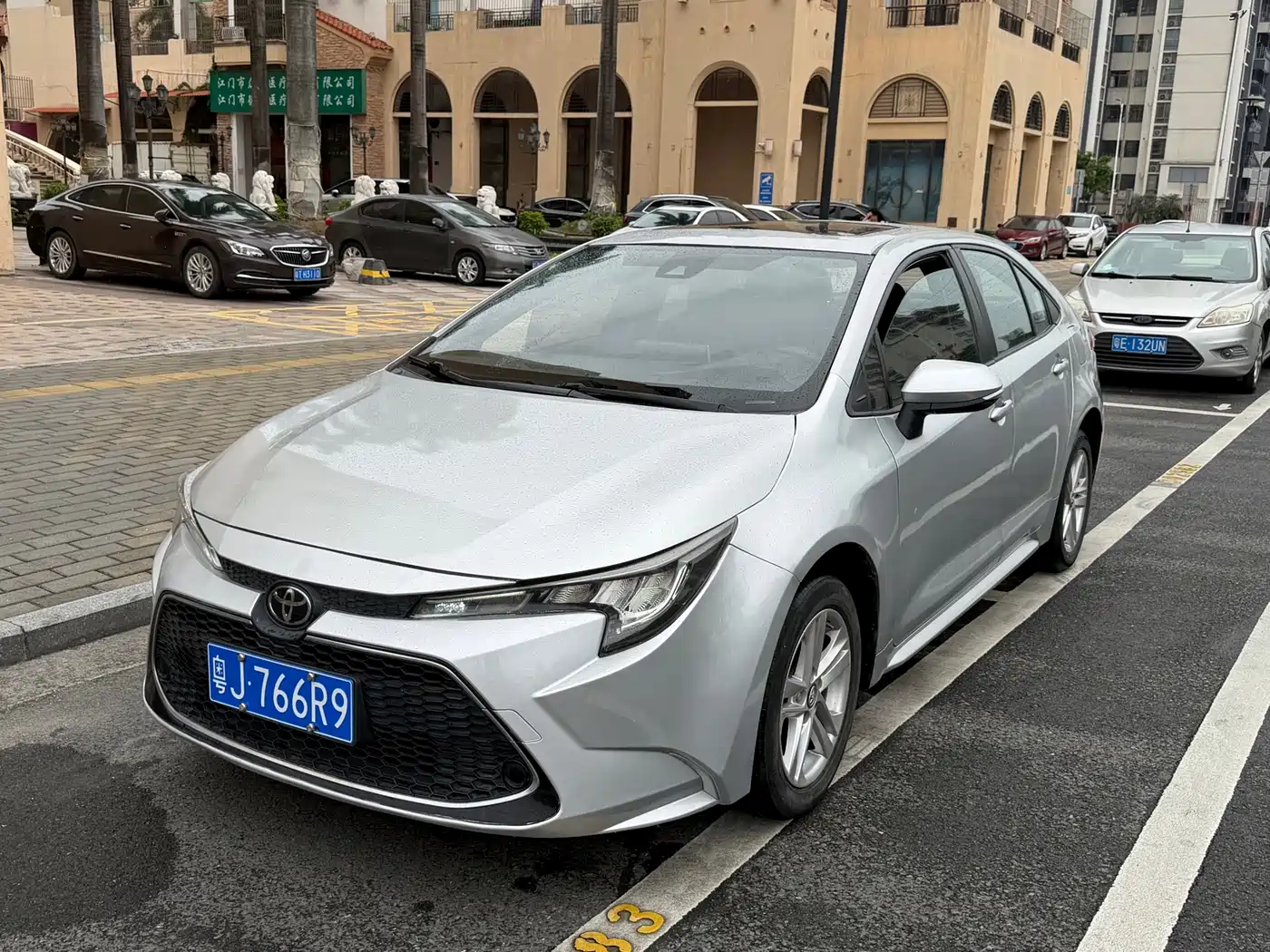 Toyota Levin 2021 185T CVT Luxury Edition фото 3