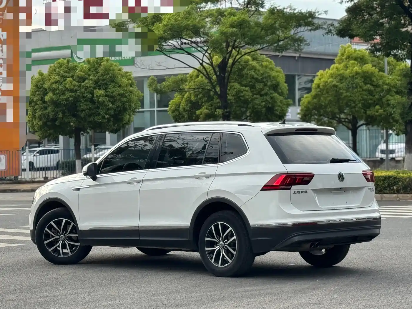 Volkswagen Tiguan L 2018 Facelift 330TSI Automatic 2WD Luxury Edition фото 6