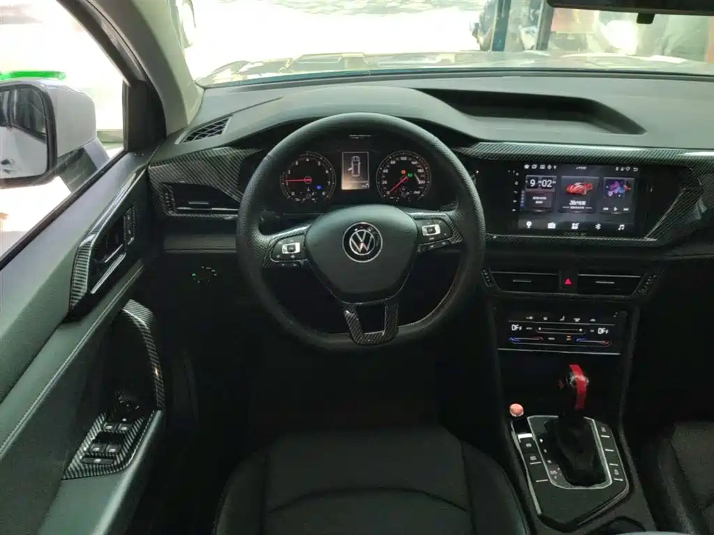 VOLKSWAGEN TUYUE