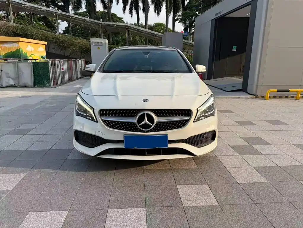 Mercedes-Benz CLA (Import) 2017 Facelift CLA 200 Style фото 2