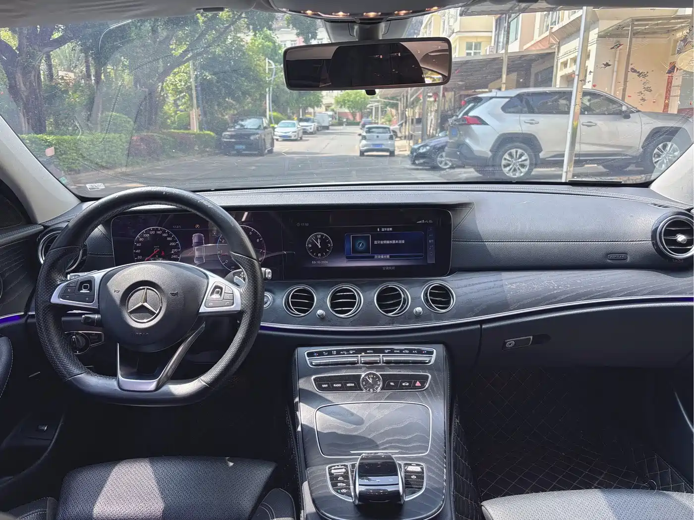 Mercedes-Benz E-Class 2017 E 200 L Sport 4MATIC фото 8