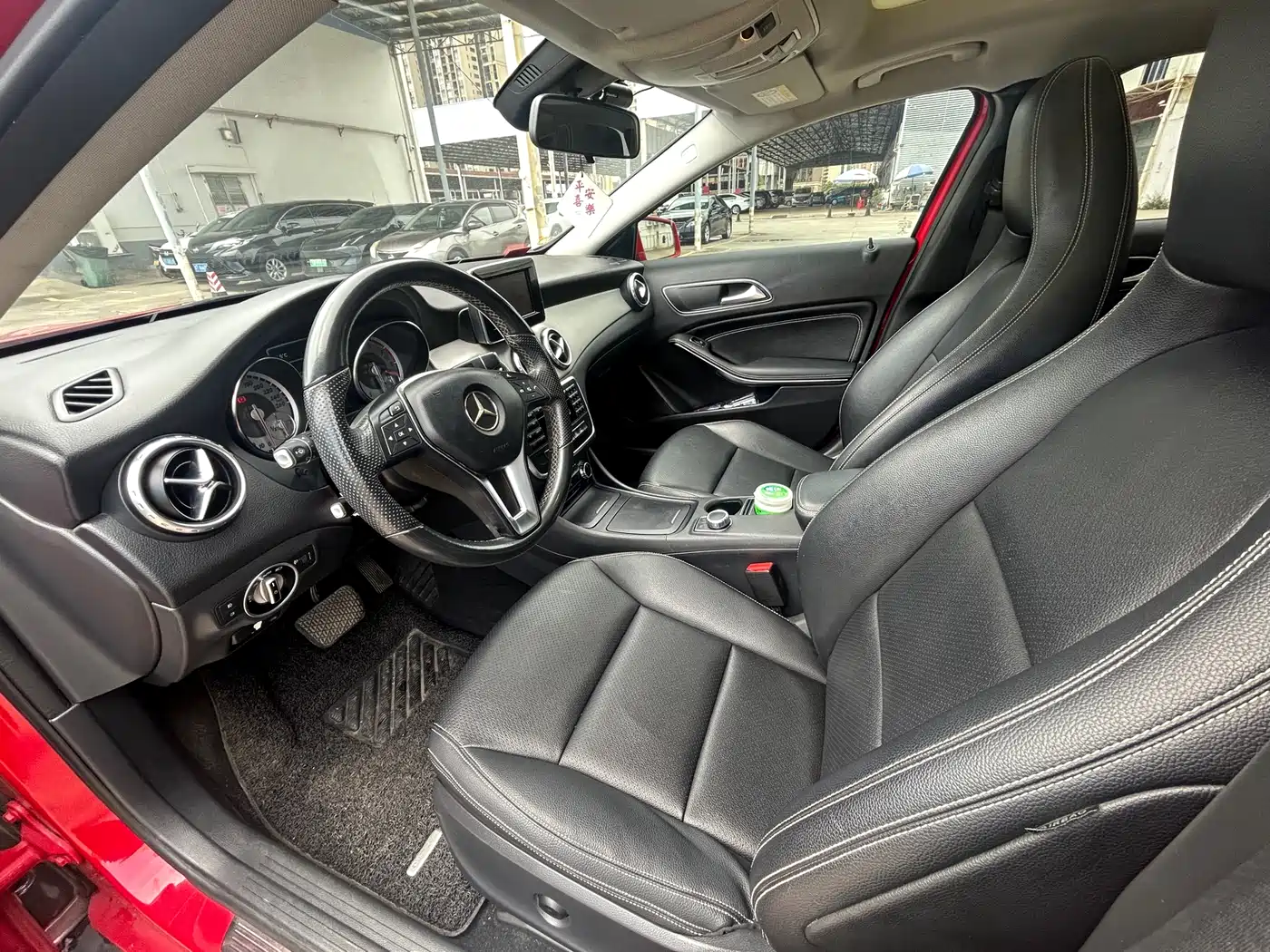 Mercedes-Benz GLA 2015 GLA 200 Dynamic фото 9