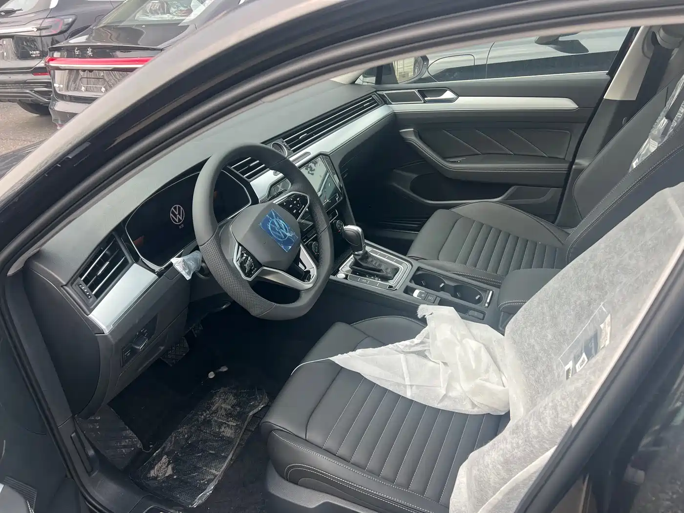 Volkswagen Magotan 2025 Popular Edition 280TSI DSG Comfort фото 6