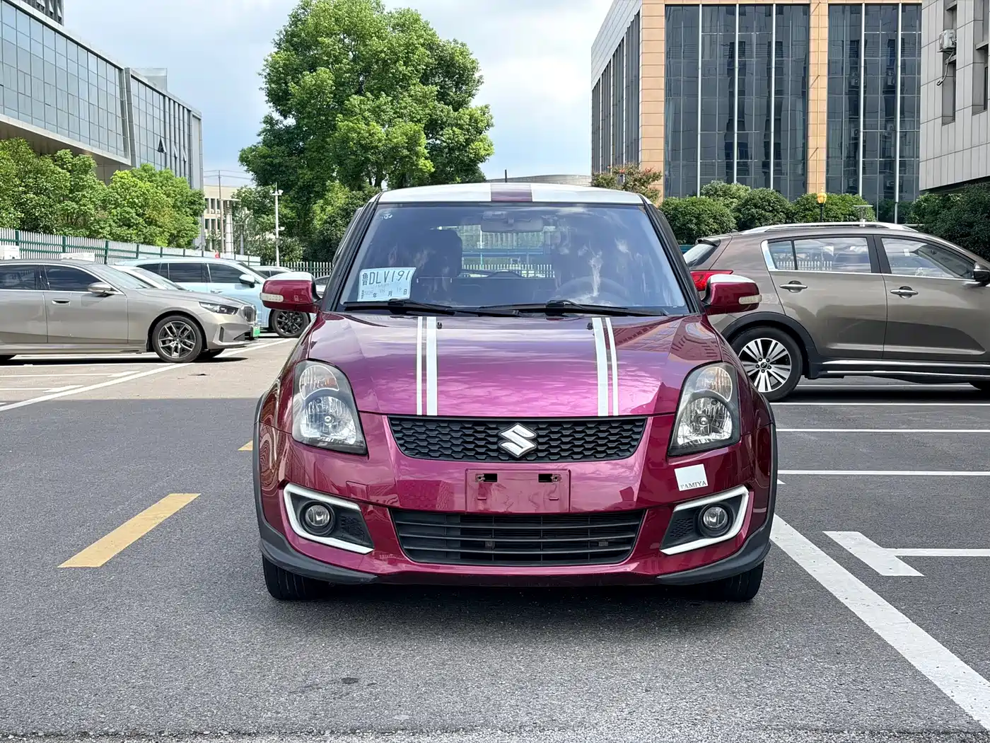 Фото 2 - Suzuki Swift