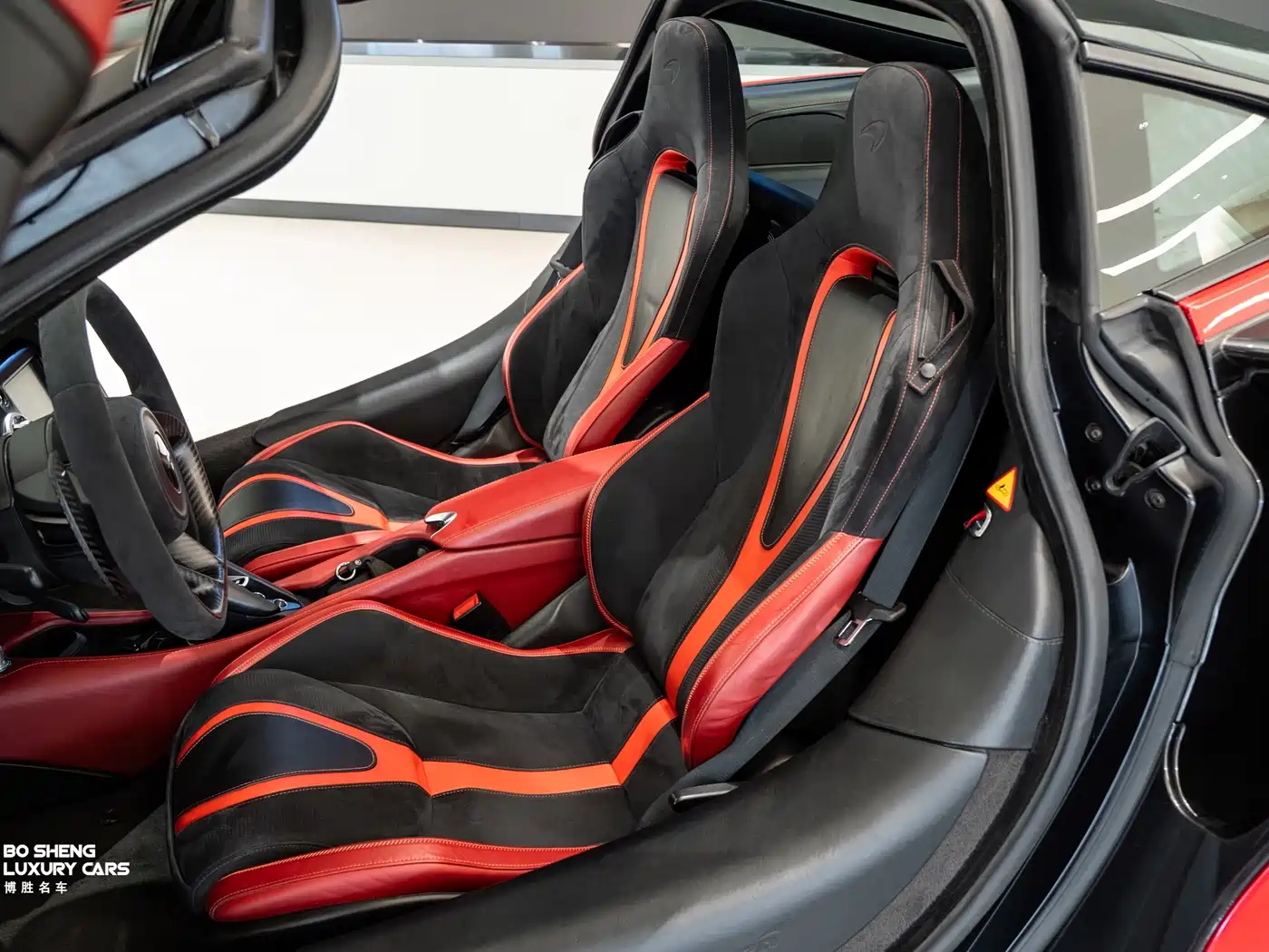 McLaren 720S 2019 4.0T Coupe фото 10