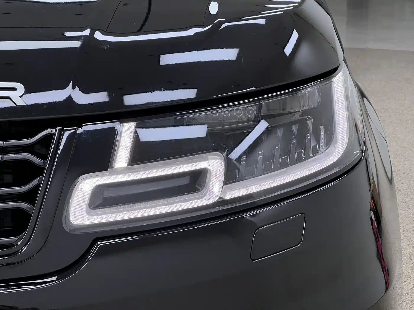 Land Rover Range Rover Sport 2020 3.0 L6 SE фото 36