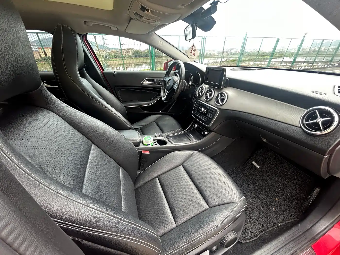 Mercedes-Benz GLA 2015 GLA 200 Dynamic фото 11