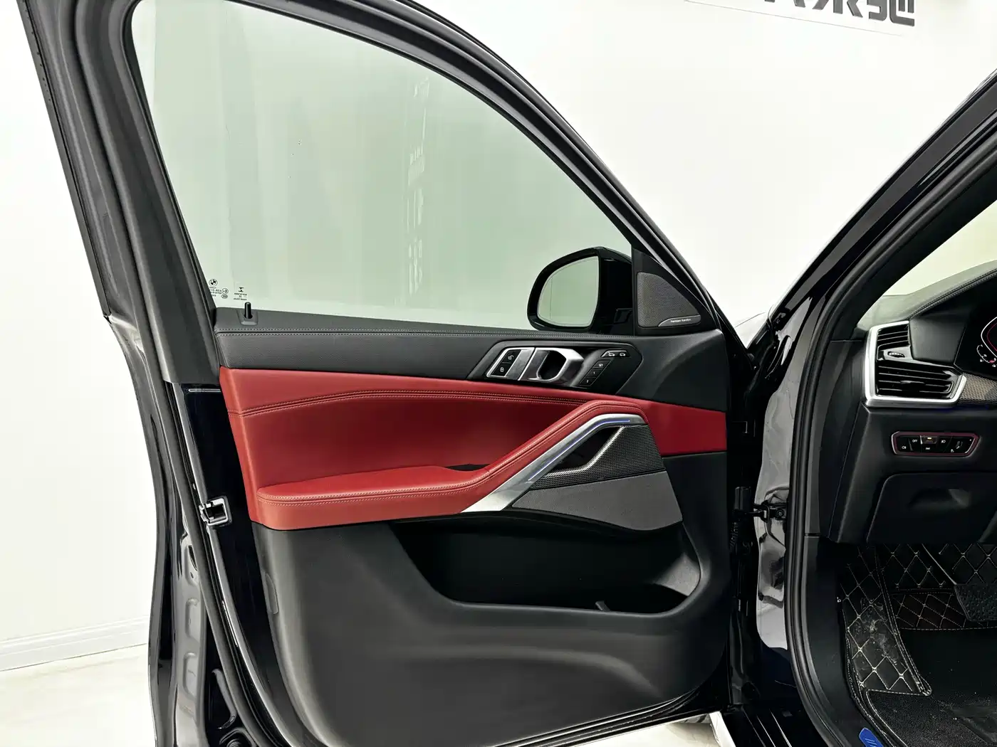 BMW X6 2022 Model Year Facelift II xDrive40i M Sport Package фото 14
