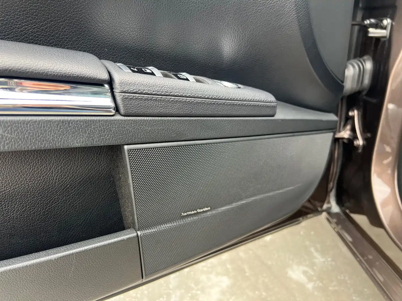 Mercedes-Benz S-Class 2010 Model S 400 L HYBRID фото 17