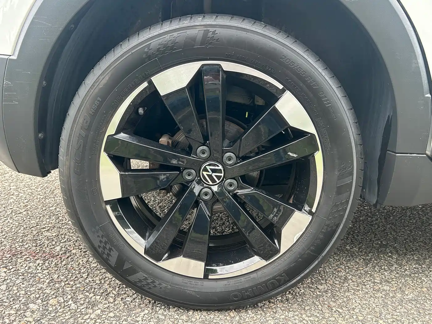 Volkswagen Tanying 2021 1.5L Automatic Smart Connect Edition фото 17