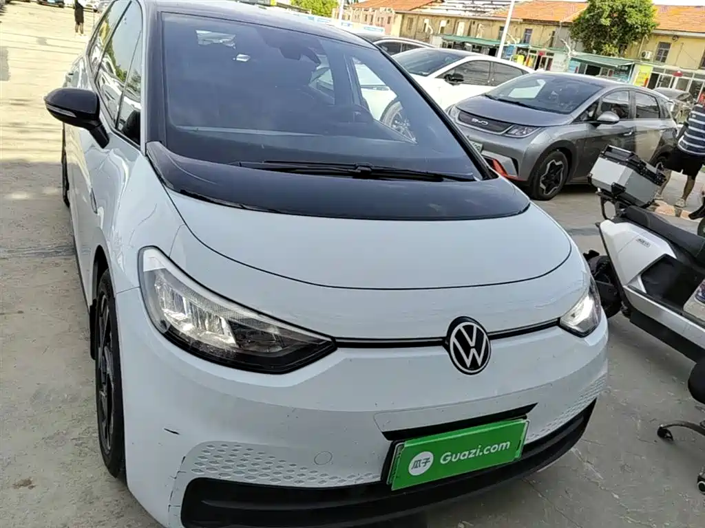 Volkswagen ID.3 2023 Upgraded Pure Intelligence Edition фото 3
