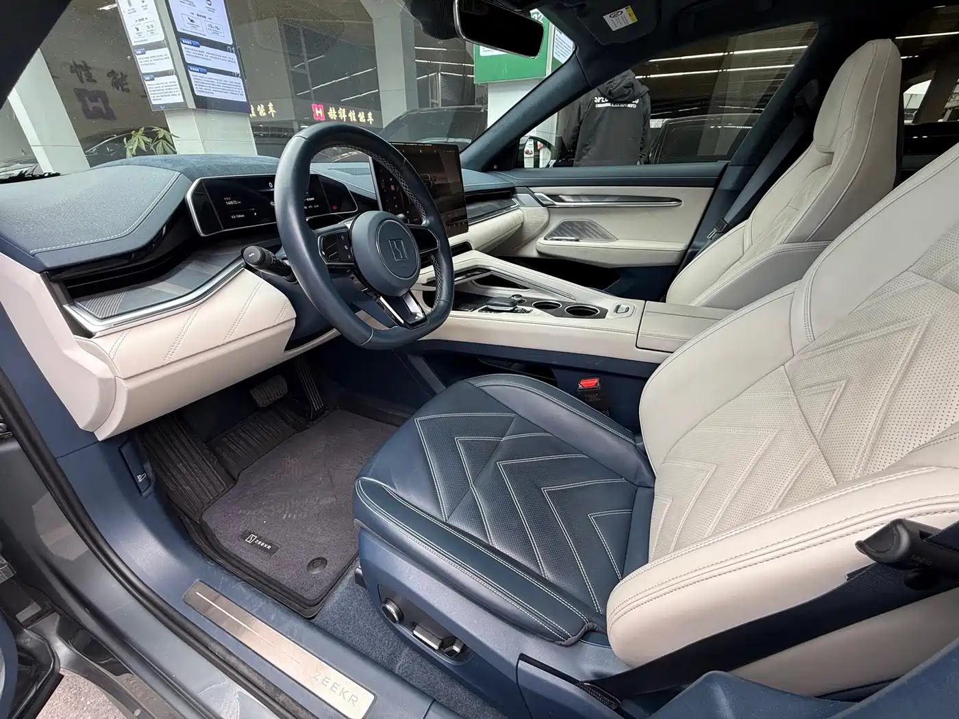 ZEEKR EXTREME KRYPTON 001