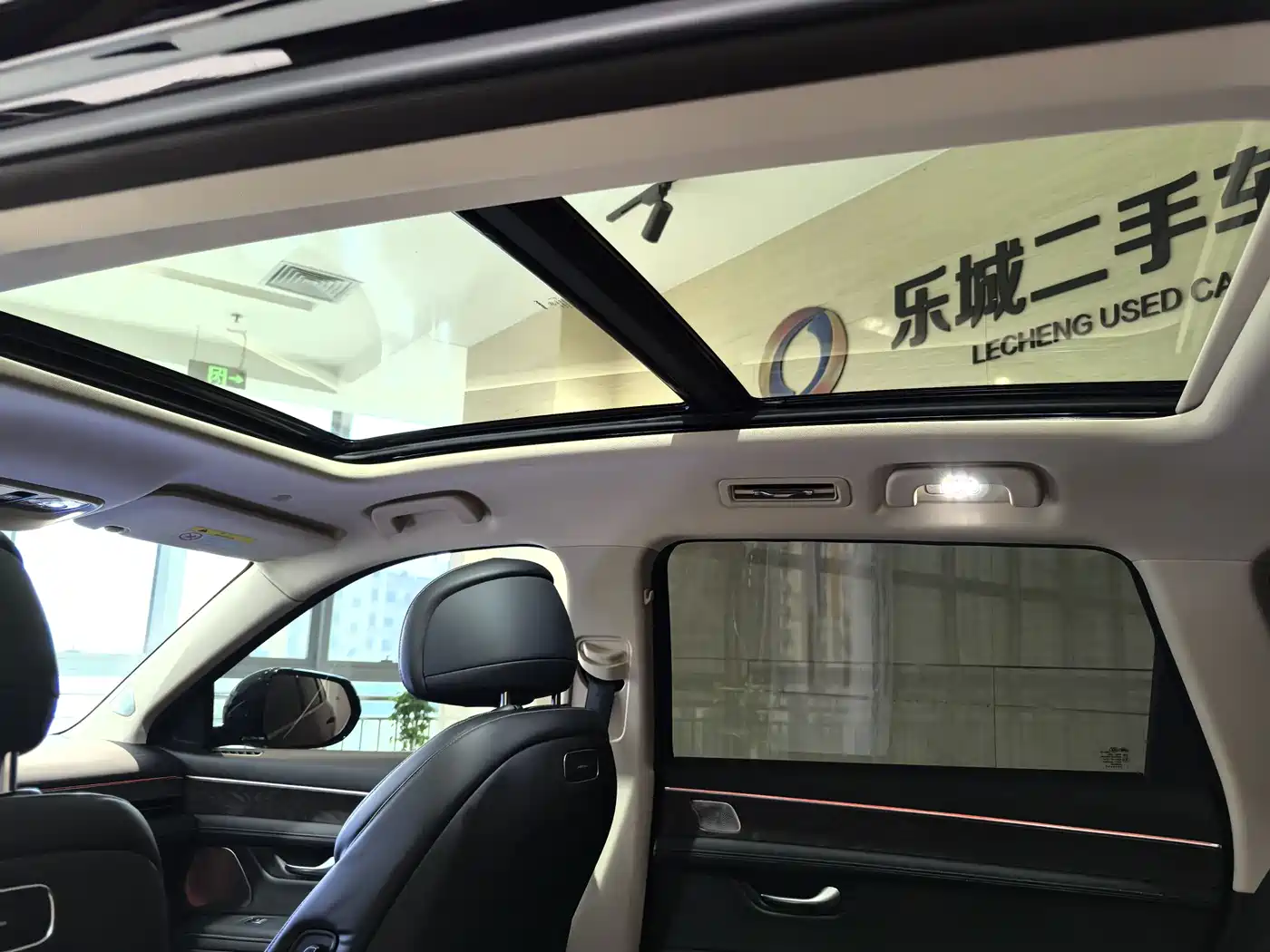 AITO Wenjie AITO M7 2024 1.5T Smart AWD Max Edition 5-Seater фото 14