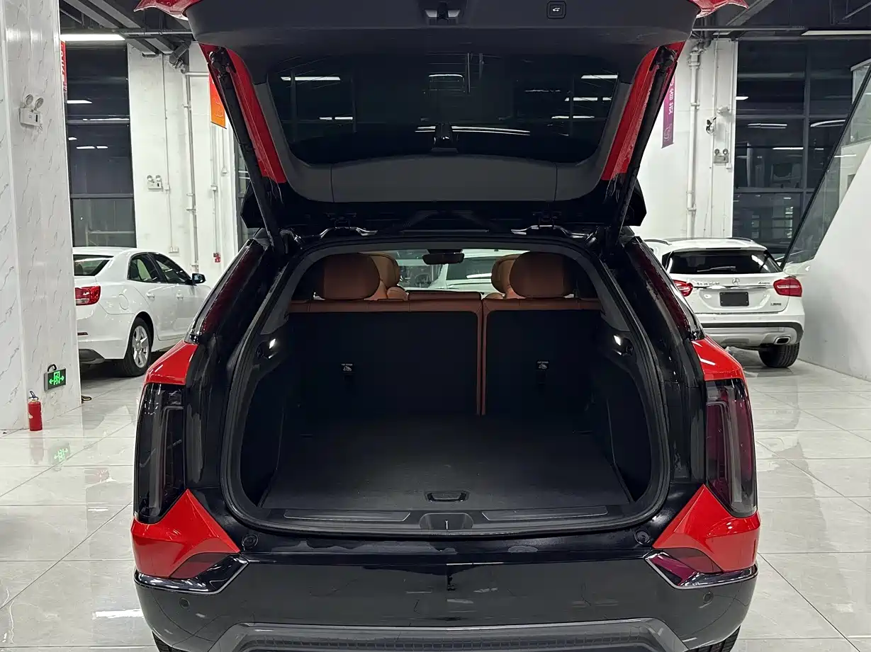 Cadillac IQ Ao Ge 2024 AWD Long Range Edition фото 28