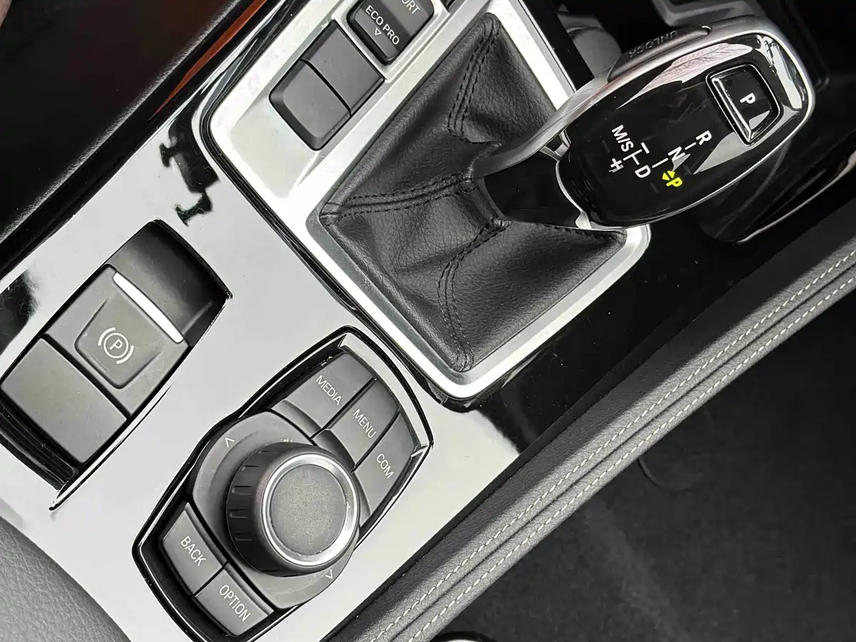 BMW 1 Series 2020 Model 125i Leading M Sport Package фото 15