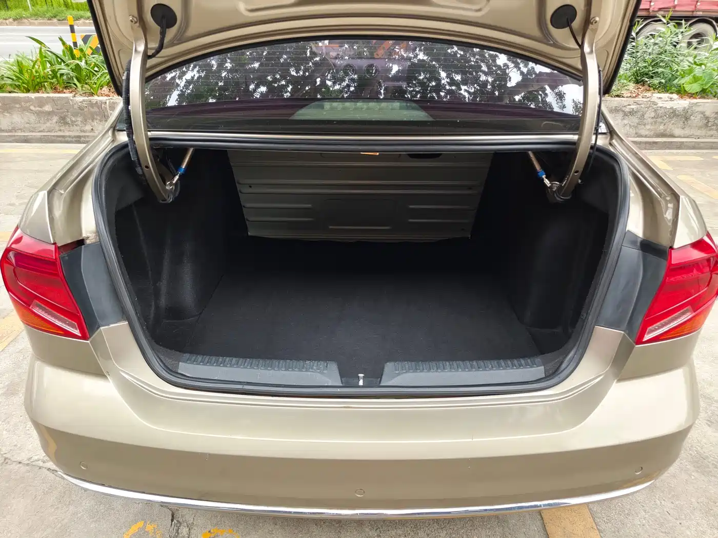 Volkswagen Jetta 2019 Dream Edition 1.5L Auto Comfort фото 21