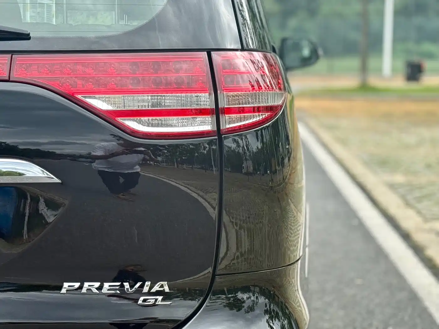 Toyota Previa 2006 2006 Model 2.4L 7-Seater Luxury Edition