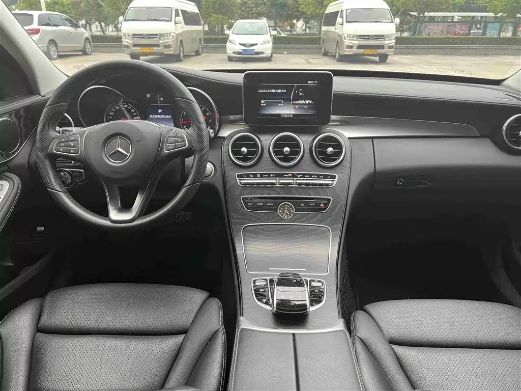 Mercedes-Benz C-Class 2016 C 200 L Sport фото 4