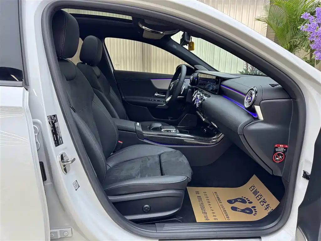 Mercedes-Benz A-Class 2020 Facelift A 220 L 4MATIC Sport Sedan фото 13