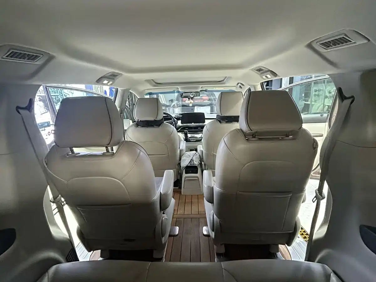 Buick GL8 2020 Model Land Business Class 652T Luxury фото 6