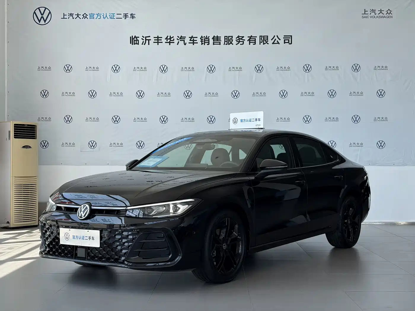 Volkswagen Passat 2026 Pro 380TSI Starlight Dragon Prestige Edition