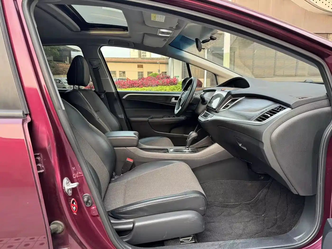 Honda Jade 2019 2017 1.8L Automatic Comfort Edition 5-seater
