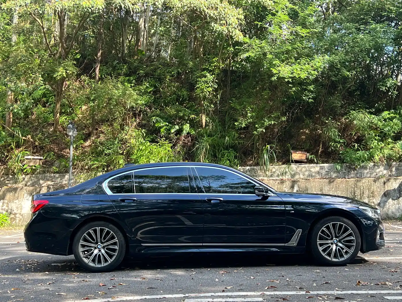 Фото 4 - BMW 7 Series