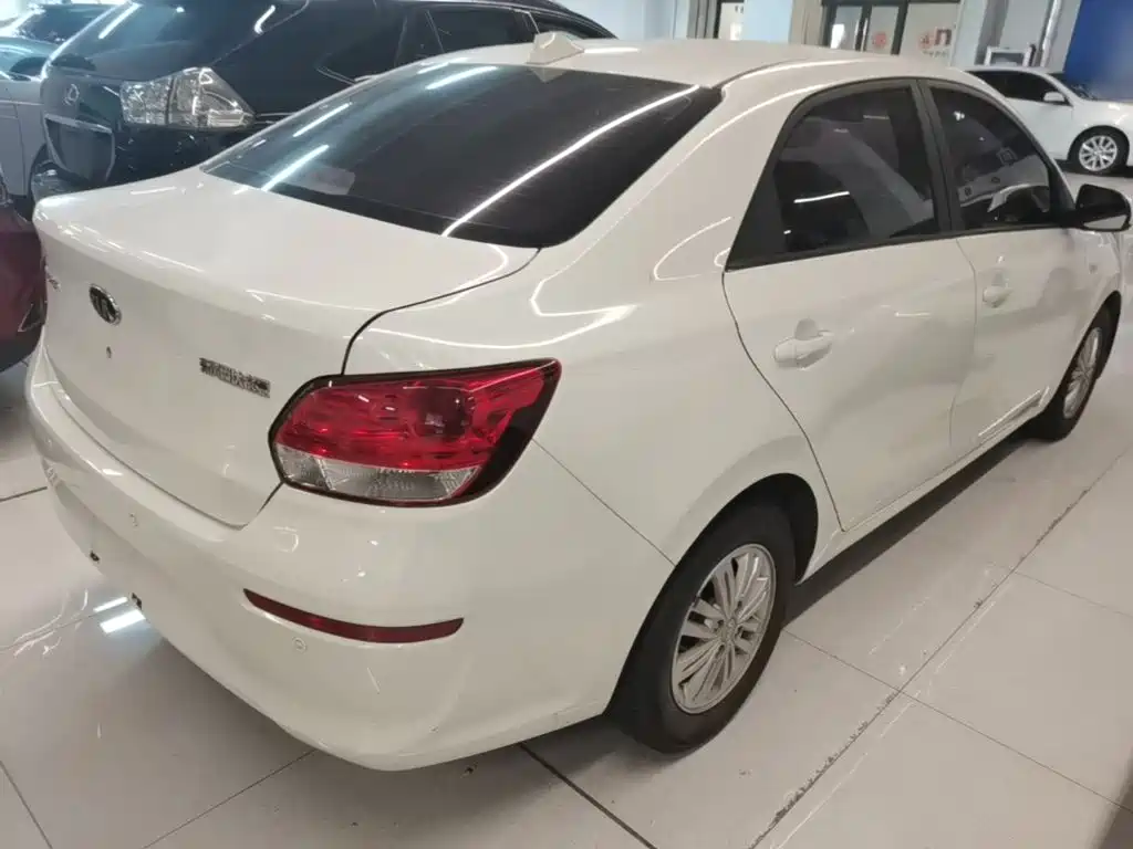 Kia Huan Chi 2021 2020 Facelift 1.4L Auto Comfort Sunroof Edition