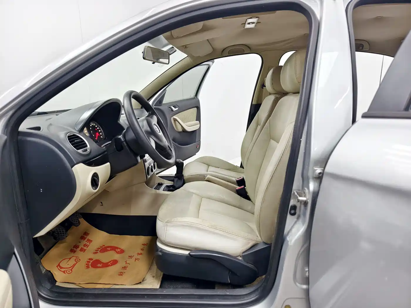 Volkswagen Lavida 2012 2011 1.6L Manual Leisure Edition