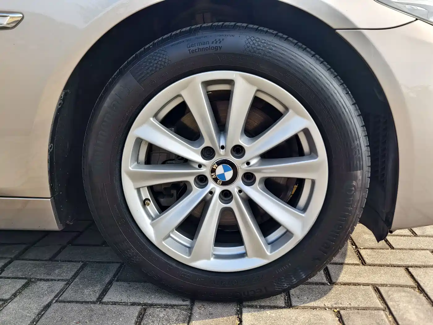 BMW 5 Series 2017 520Li Classic Edition фото 21